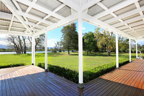 Terara Riverside Retreat - Accommodation Burleigh 37