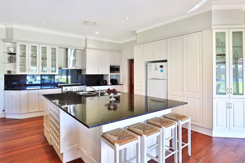 Terara Riverside Retreat - Accommodation Burleigh 3