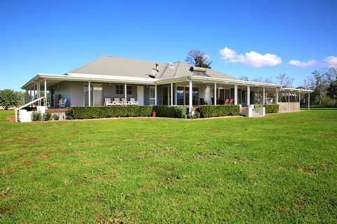 Terara Riverside Retreat - Accommodation Burleigh 22