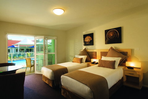 Oaks Port Stephens Pacific Blue Resort - Accommodation Burleigh 6