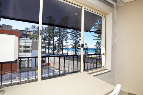 Manly Paradise Motel & Apartments - Accommodation Burleigh 10