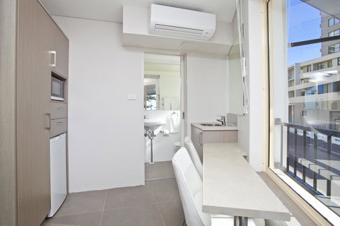 Manly Paradise Motel & Apartments - Accommodation Burleigh 6