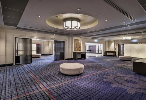 Swissotel Sydney - Accommodation Burleigh 41