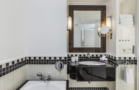 Swissotel Sydney - Accommodation Burleigh 28