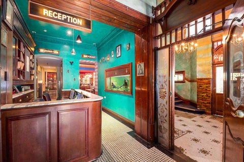 Hotel Harry, Ascend Hotel Collection - Accommodation Burleigh 22