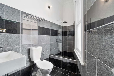 Hotel Harry, Ascend Hotel Collection - Accommodation Burleigh 23