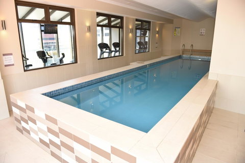 The Grace Hotel - Accommodation Burleigh 2