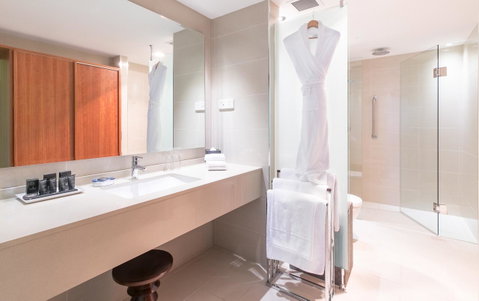 The Grace Hotel - Accommodation Burleigh 9