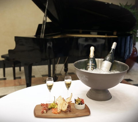 The Grace Hotel - Accommodation Burleigh 23