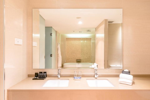 The Grace Hotel - Accommodation Burleigh 28