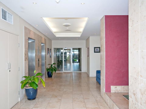 Messines Street, Breakwater Apartment, 104 - Accommodation Burleigh 14