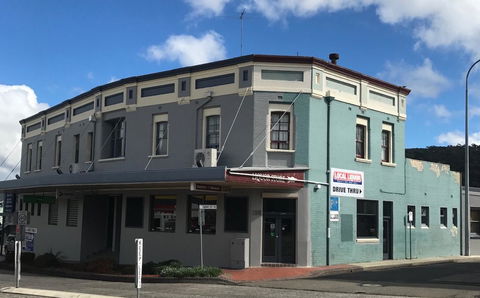Commercial Hotel Motel Lithgow - Accommodation Burleigh 1