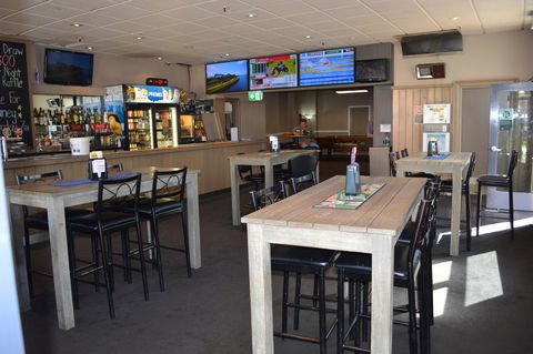 Commercial Hotel Motel Lithgow - Accommodation Burleigh 4