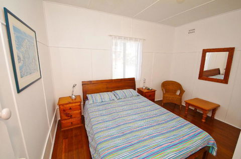 Apollo 1, 9 Hodgson Street - Accommodation Burleigh 8