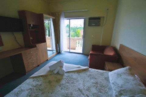 Rest Easy Motel - Accommodation Burleigh 16