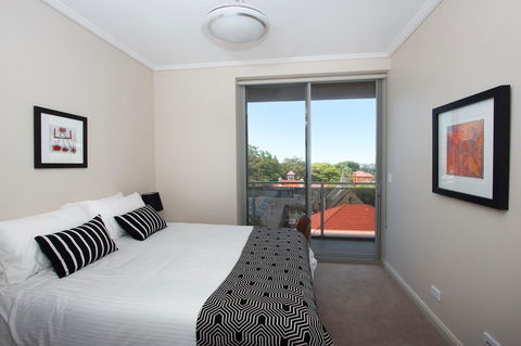 The Junction Palais - Modern And Spacious 2BR Bondi Junction Apartment Close To Everything - Accommodation Burleigh 6