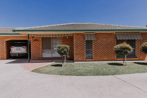 Central Wagga Self Catering Apartment - Accommodation Burleigh 2