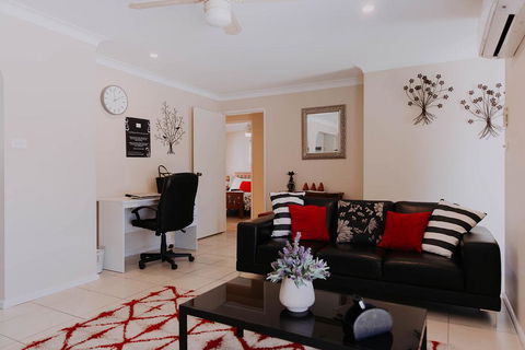 Central Wagga Self Catering Apartment - Accommodation Burleigh 0