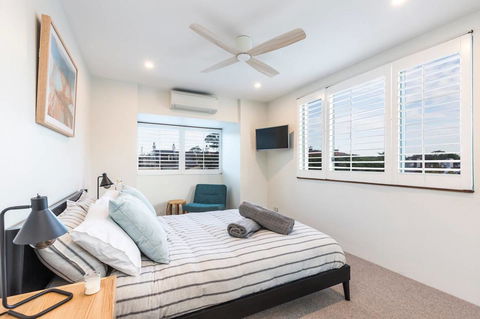 Nobbs Â· Executive 2 Storey Sydney Apartment With Pool - Accommodation Burleigh 6