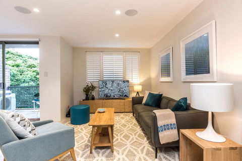 Nobbs Â· Executive 2 Storey Sydney Apartment With Pool - Accommodation Burleigh 0
