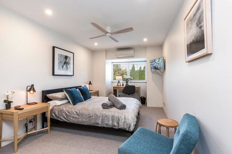 Nobbs Â· Executive 2 Storey Sydney Apartment With Pool - Accommodation Burleigh 5
