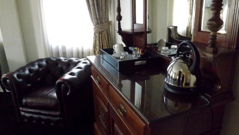 Royal Exhibition Hotel - Accommodation Burleigh 28