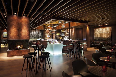 Four Seasons Hotel Sydney - Accommodation Burleigh 28