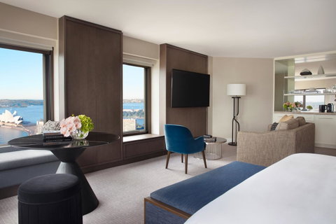 Four Seasons Hotel Sydney - Accommodation Burleigh 29