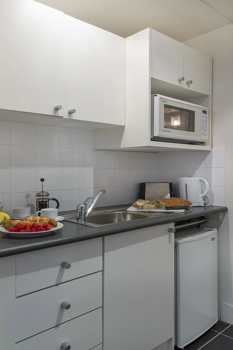 Macleay Hotel - Accommodation Burleigh 12