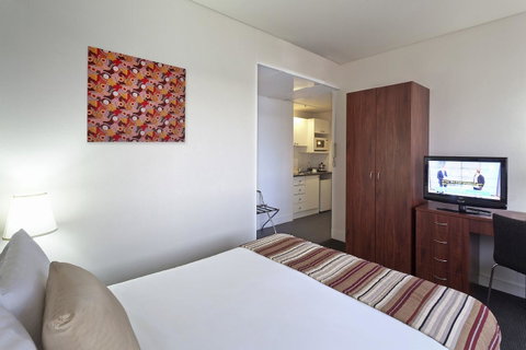 Macleay Hotel - Accommodation Burleigh 10