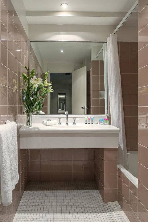 Macleay Hotel - Accommodation Burleigh 15
