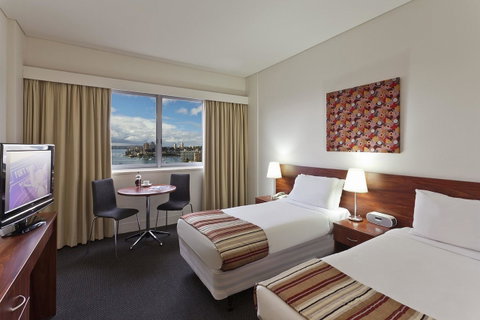 Macleay Hotel - Accommodation Burleigh 7