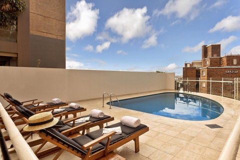 Macleay Hotel - Accommodation Burleigh 25