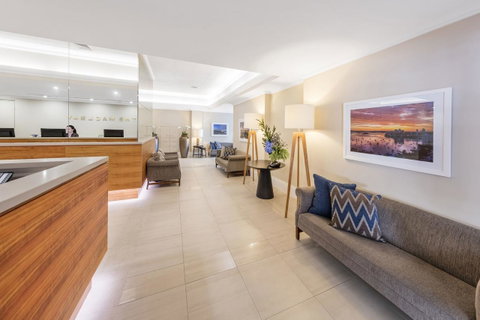 Macleay Hotel - Accommodation Burleigh 3
