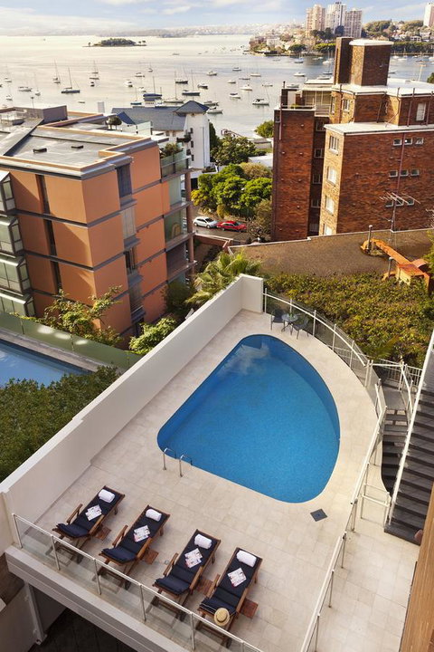 Macleay Hotel - Accommodation Burleigh 24