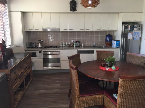 Grandview Apartments - Accommodation Burleigh 13