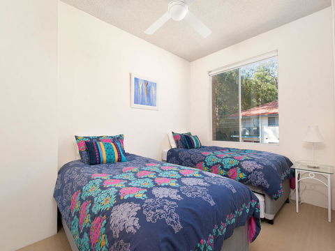 Victoria Parade, Kiah, Unit 10, 53 - Accommodation Burleigh 10