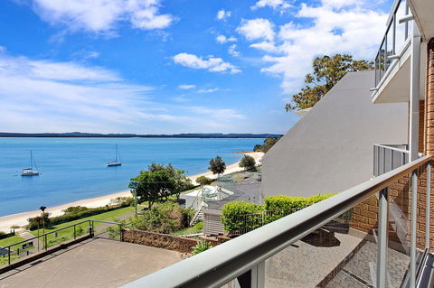 Victoria Parade, Kiah, Unit 10, 53 - Accommodation Burleigh 13