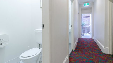 Woolbrokers Hotel - Accommodation Burleigh 40