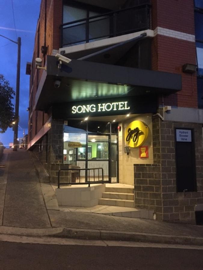 Redfern NSW Accommodation Burleigh