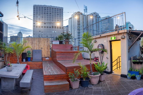 Big Backpackers Hostel - Accommodation Burleigh 12