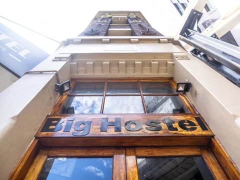 Big Backpackers Hostel - Accommodation Burleigh 1