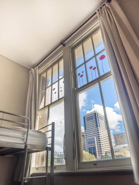Big Backpackers Hostel - Accommodation Burleigh 10