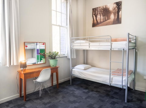 Big Backpackers Hostel - Accommodation Burleigh 27