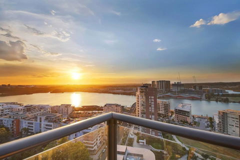 Stunning Sunset Water View 2BEDs On High Rises - Accommodation Burleigh 4