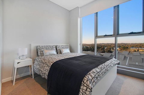 Brand New 3 Bedrooms Apt With Waterfront View - Accommodation Burleigh 16