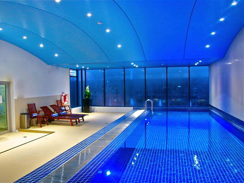 Novotel Sydney Darling Square - Accommodation Burleigh 9