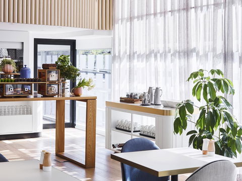 Novotel Sydney Darling Square - Accommodation Burleigh 37