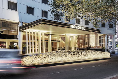Novotel Sydney Darling Square - Accommodation Burleigh 0
