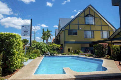 Coastal Bay Motel - Accommodation Burleigh 6